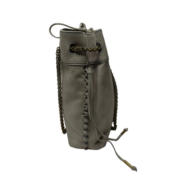Jerome Dreyfuss | Gary Bucket Bag in Gray Nubuck Leather/Gold - Picture 9 of 13